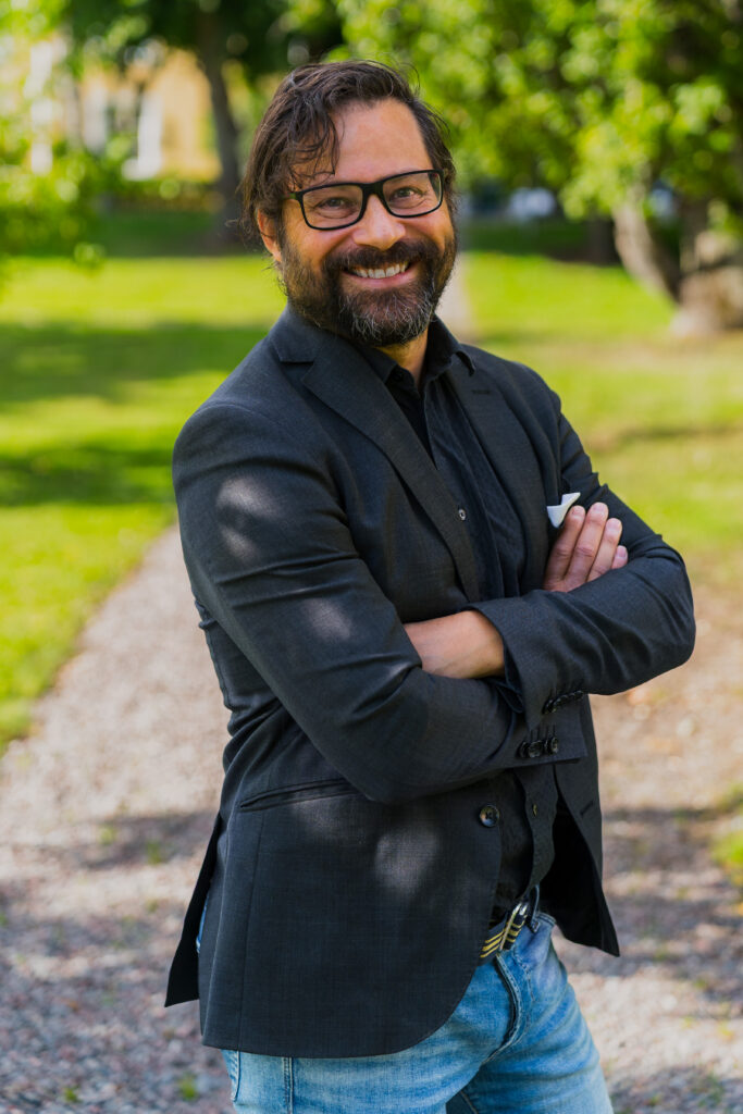 Porträtt av Marcus Lehto (strategisk rådgivare)